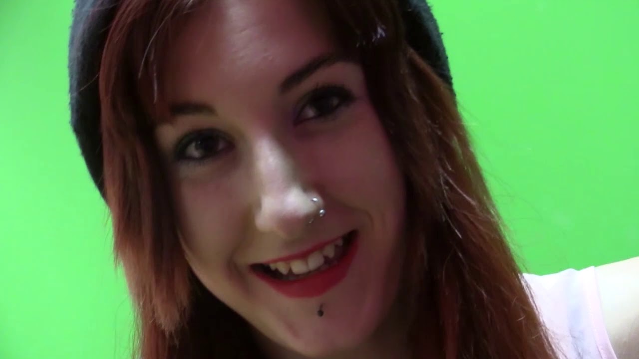 Chica hermosa acepta propuesta indecente