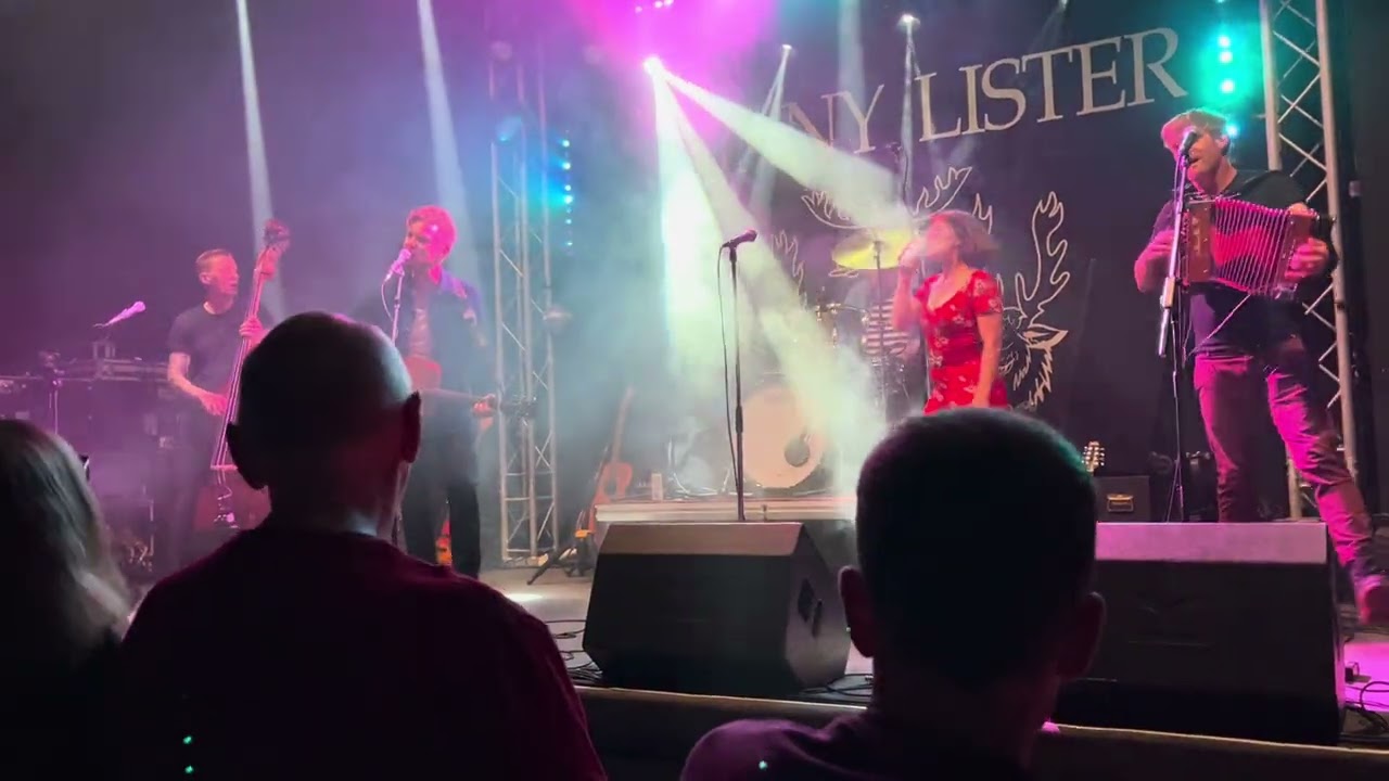 Skinny Lister - Rattle & Roar - Gloucester Guildhall 30 07 23