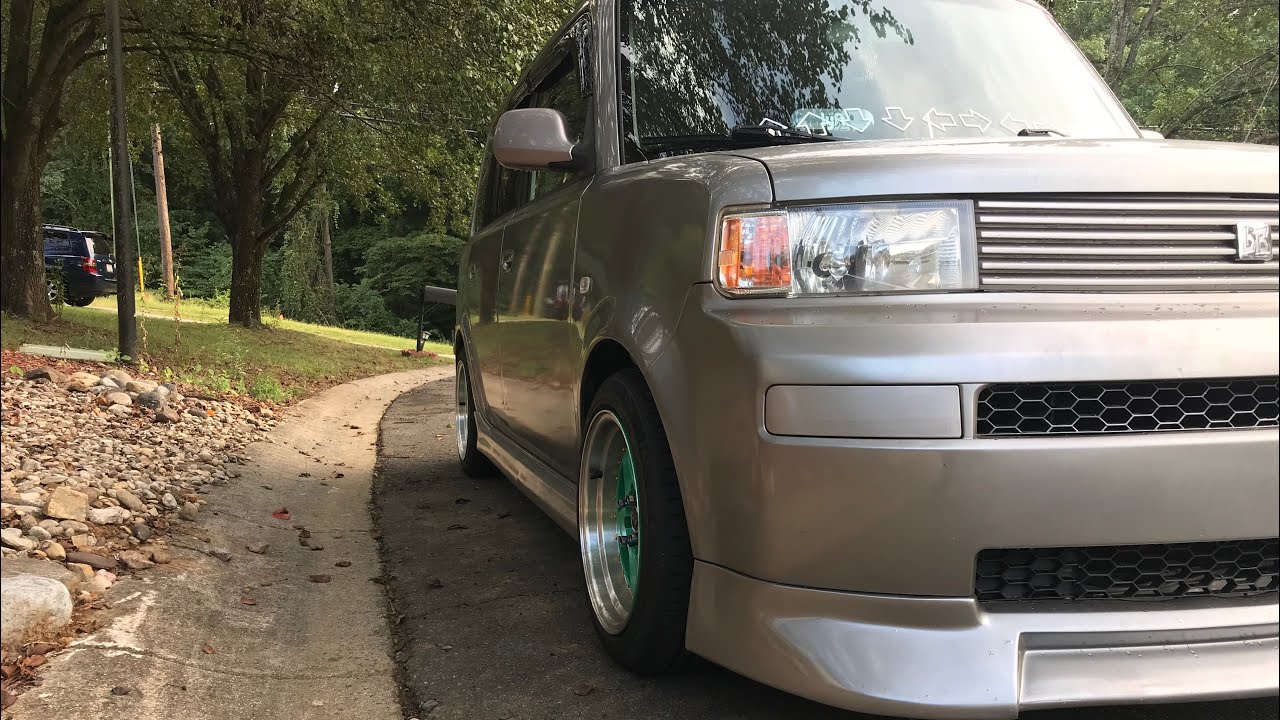 Scion xB: How To Install Lowering Springs