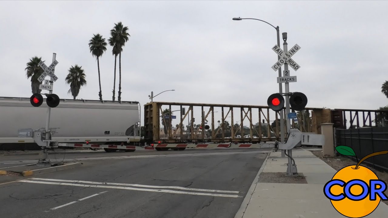 Broadway Railroad Crossing (UP SAILB), Anaheim, CA