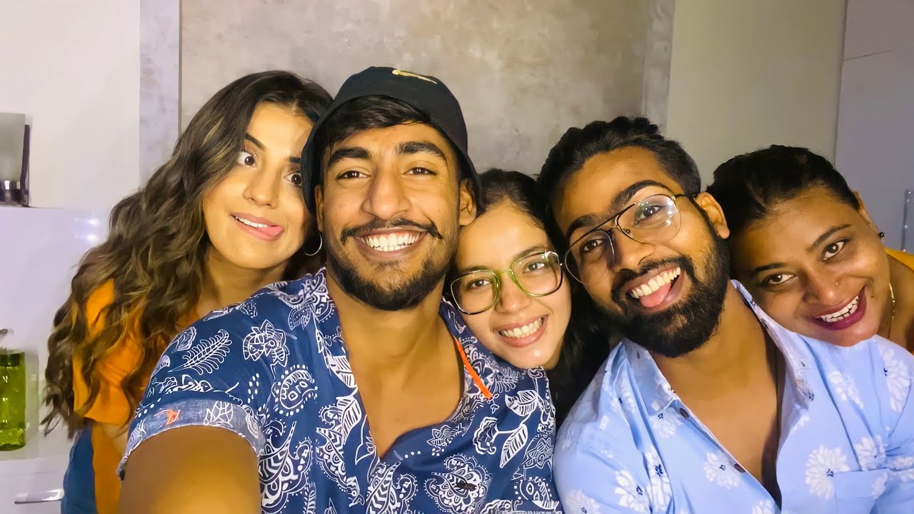 Going out for shopping in Patna 🛍 || Aaj bhi maar padi 😢 || Vivek keshari || Akshara Singh || Vlog