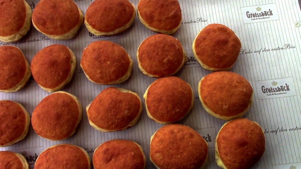 Schlemmerkrapfen von Cafe & Konditorei Groissb&ouml;ck
