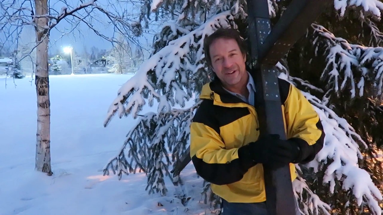 Alaska!! - Carrying the Cross around the World
