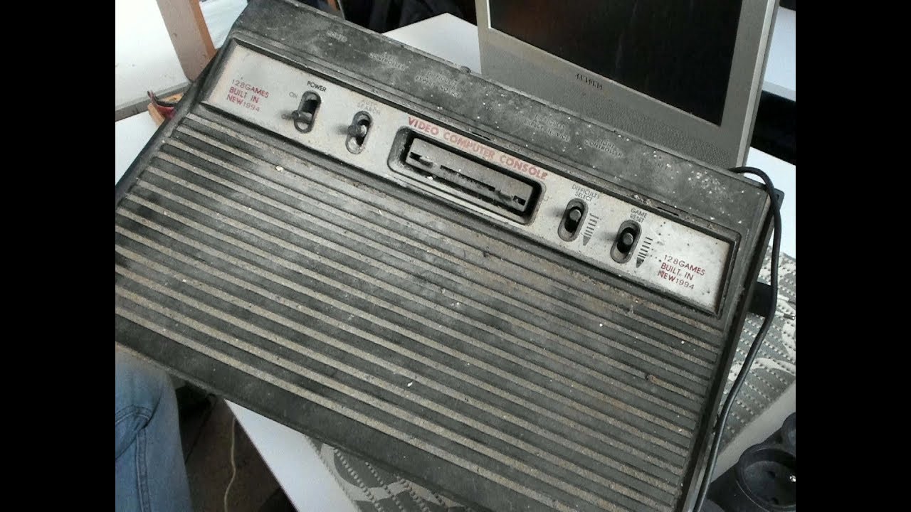 VIDEO COMPUTER CONSOLE / klon RAMBO: 2 konsole do sprawdzenia