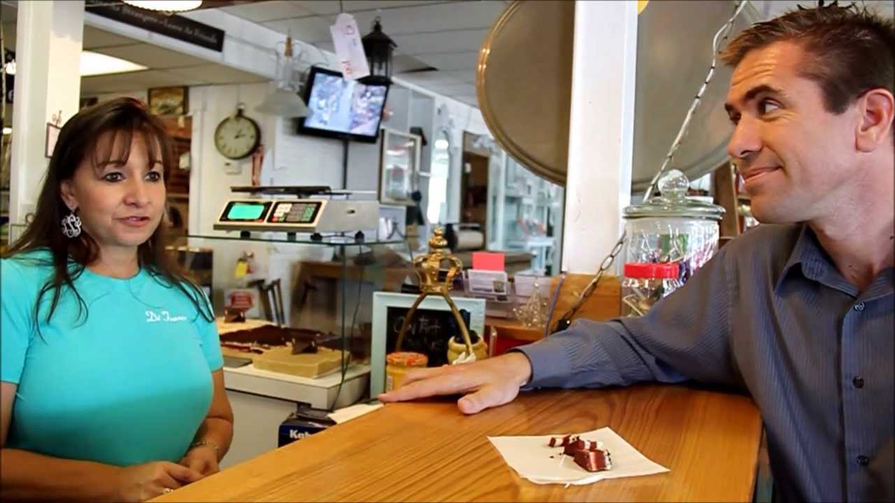 De' France Indoor Flea Market and Antiques: 10 Coolest Shops of Fort Walton Beach