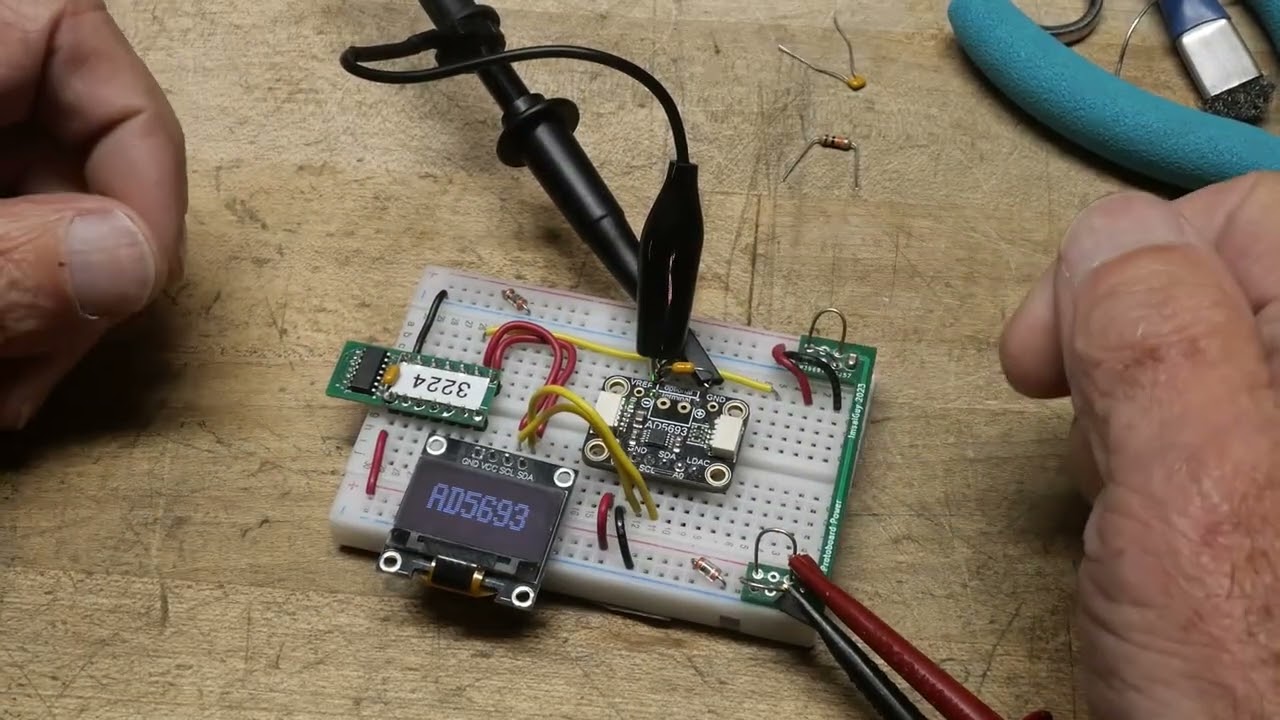 #2535 AD5693R 16-bit DAC I2C