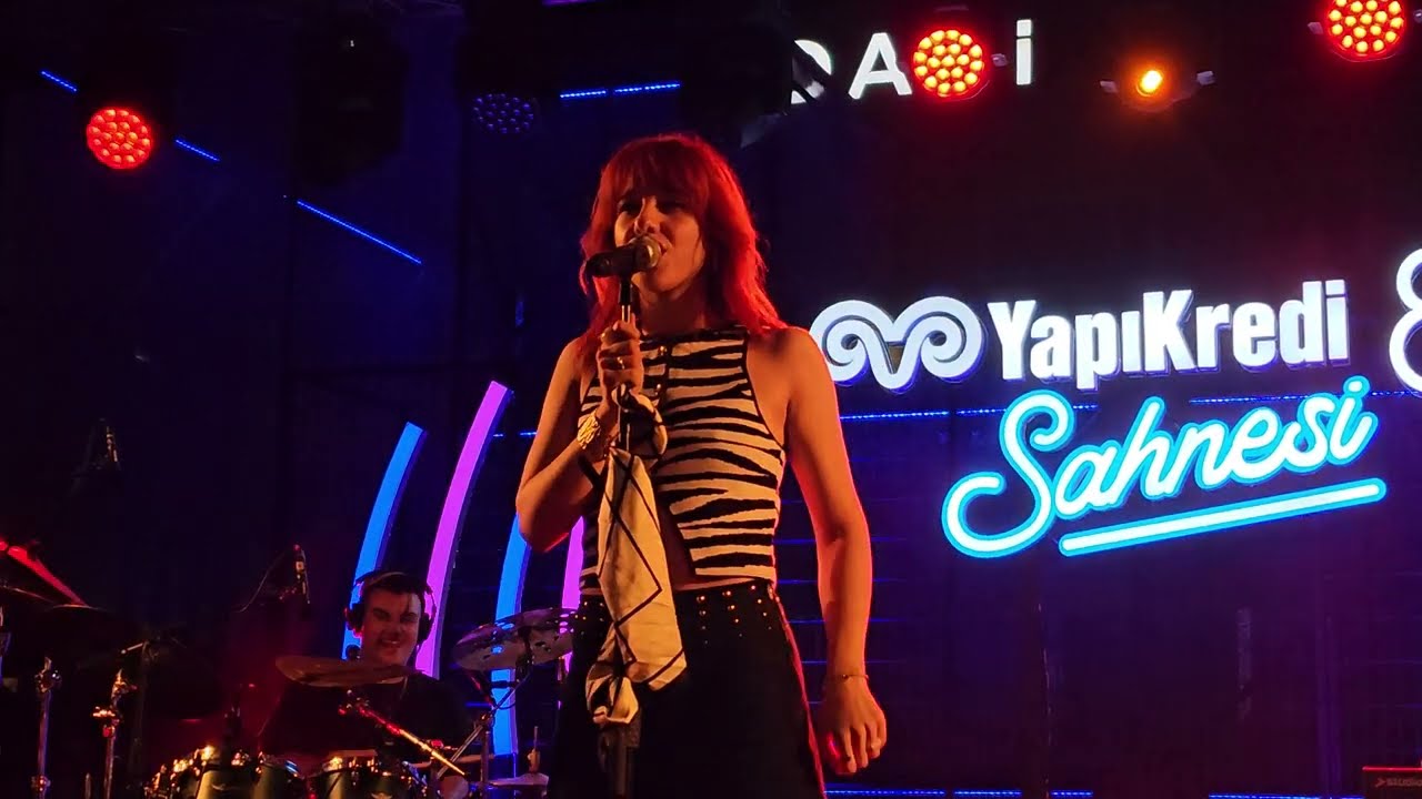 @selinmusic (Canlı) SENİ GÖRDÜĞÜM AN