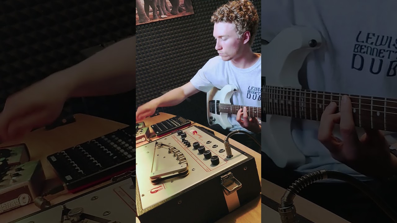 Dubbing With a Vintage Tape Delay (WEM Copicat) | Guitar Roots Riddim #shorts