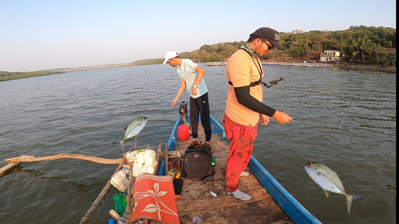 Saltwater fishing with live shrimp 🦐 || जीवित झींगा के साथ खारे पानी में मछली पकड़ना @bablusolkar