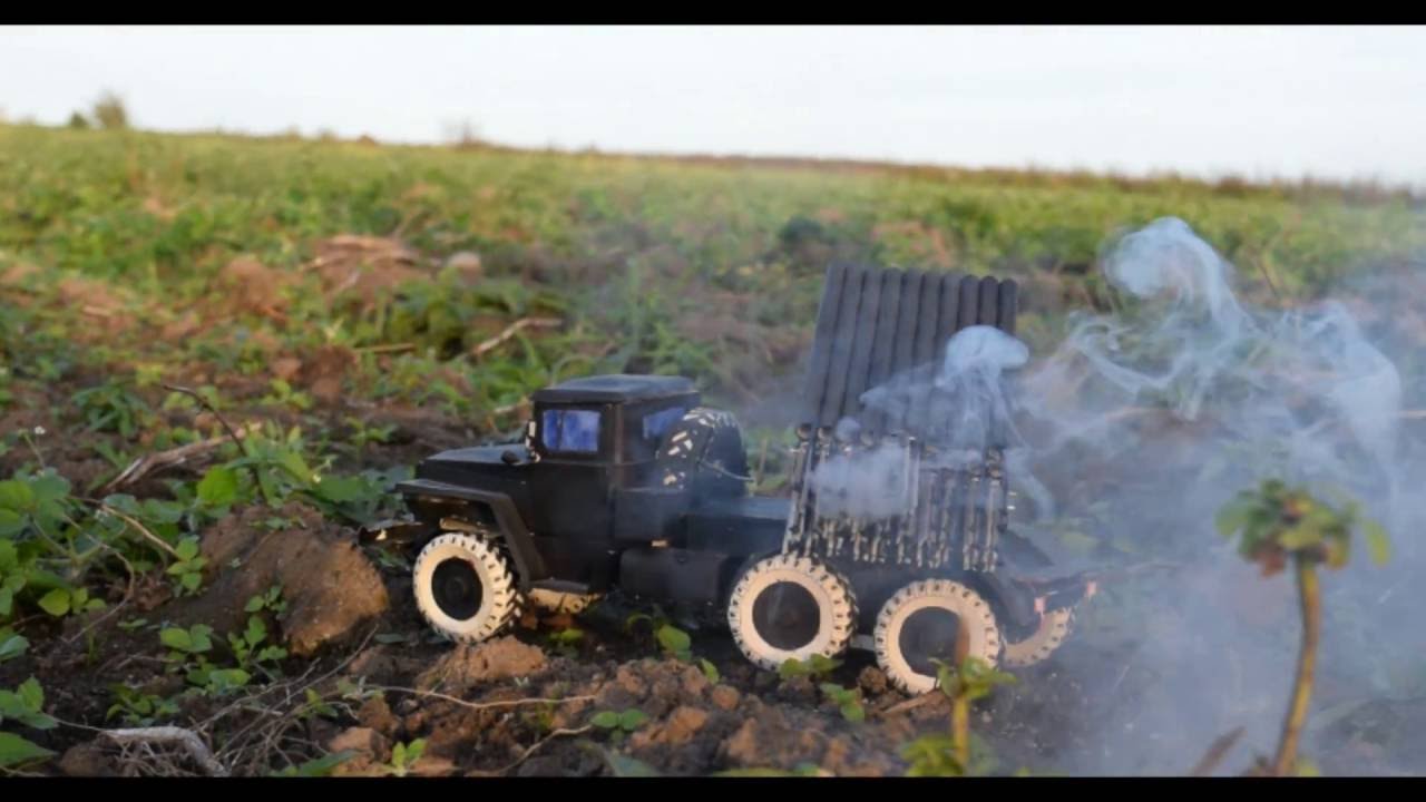 Working paper model of mobile rocket launcher BM-21 Grad/Действующая бумажная модель РСЗО БМ-21 Град