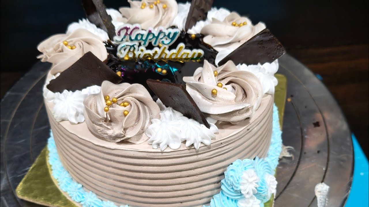 CHOCOLATE DUTCH CAKE II DESIGN II BIRTHDAY CAKE II 🎂🎂 II 1 POUND II AESTHETIC DESIGN II BIRTHDAY II 