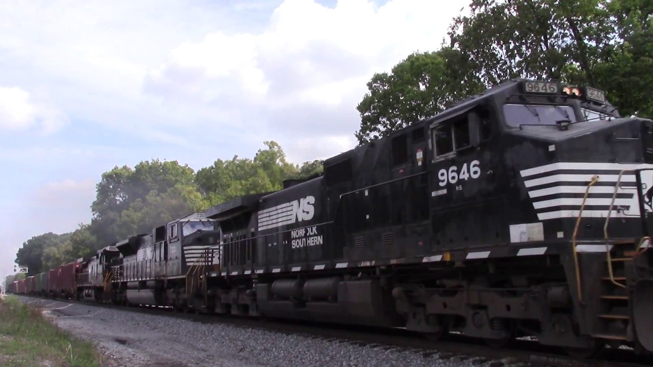 NORFOLK SOUTHERN GE D9-44CW (C44-9W) Southbound Mix Freight