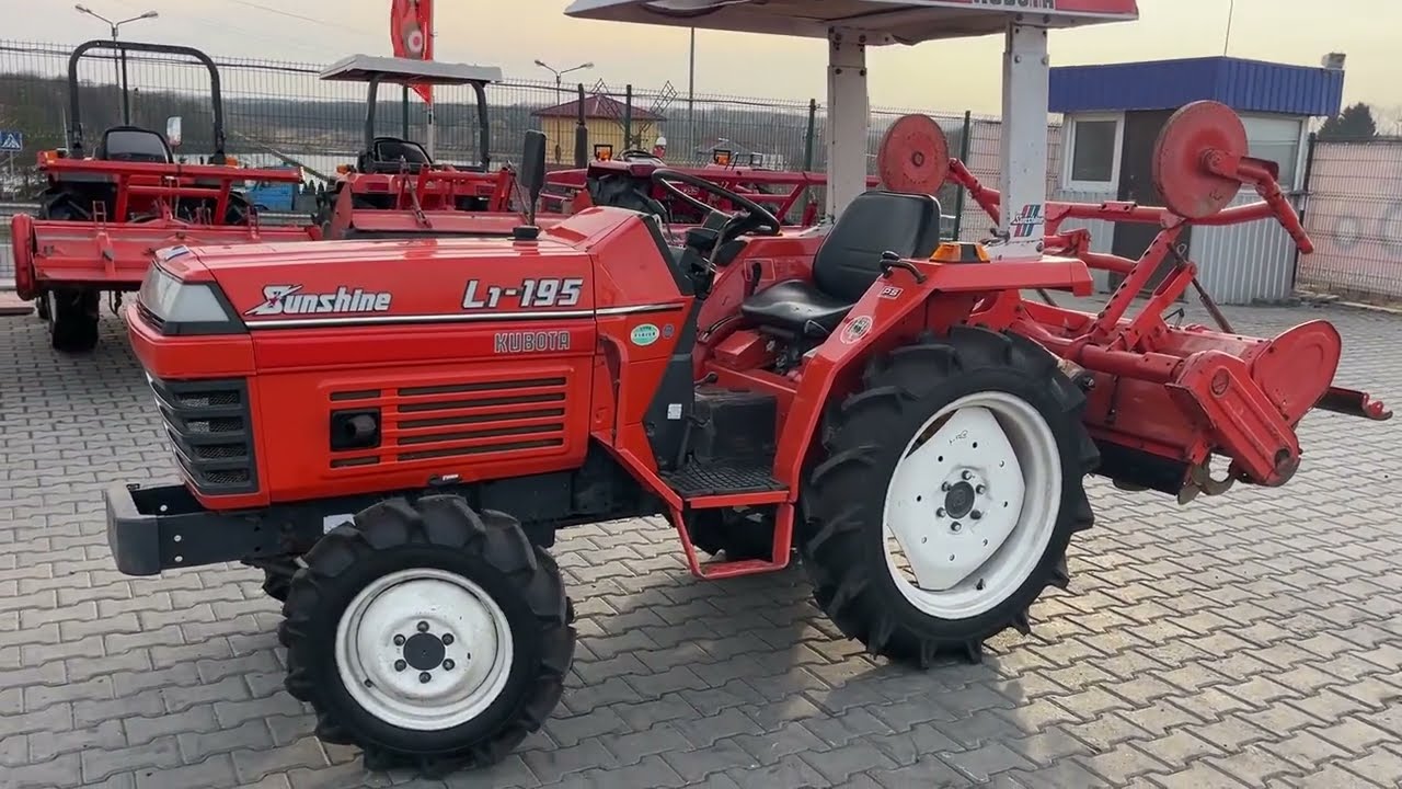 Міні-трактор Kubota L1-195: Огляд на японський міні трактор від Totus Traktor