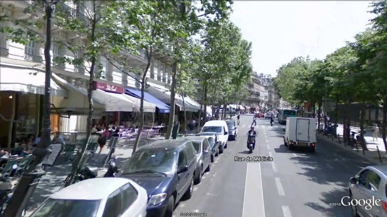 Google Earth Streetview fly-through in Paris