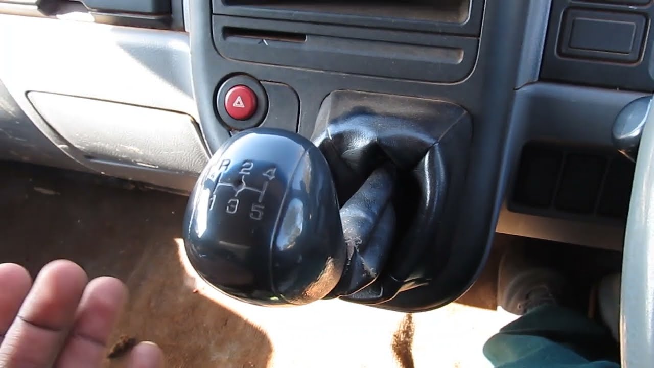 Как переключить 5-ступенчатую коробку передач Mitsubishi Canter