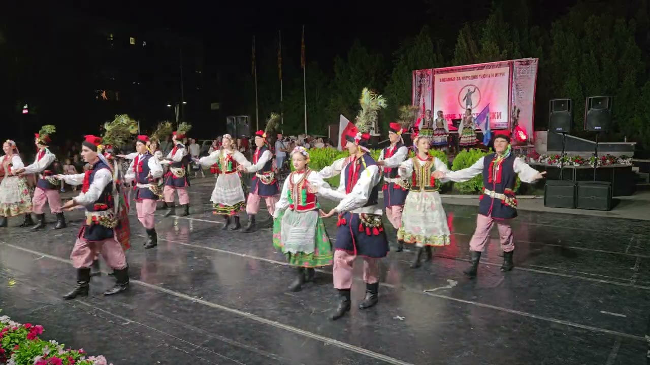 Zespół Tańca Ludowego Swojacy - festiwal Gazi Baba (Krakowiak z Lajkonikiem)