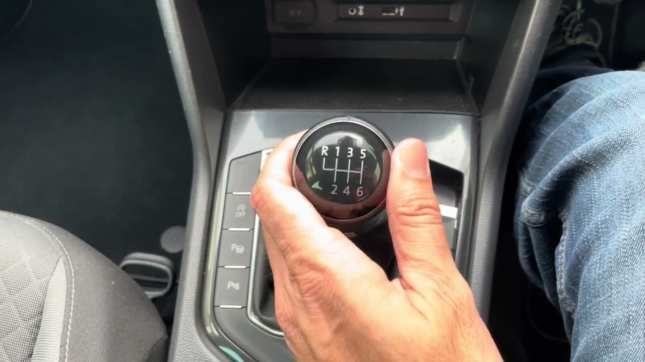How to drive a manual car