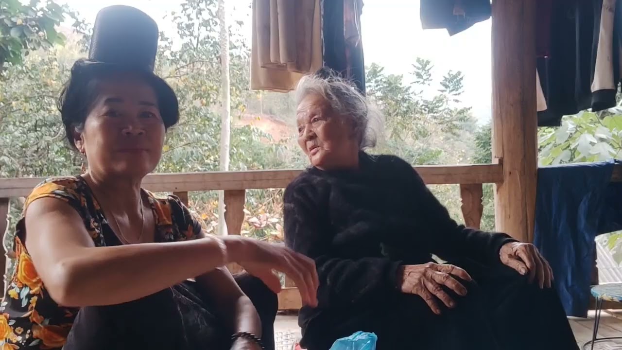 NĂM MỚI CON CHÚC BÀ THẬT NHIỀU SỨC KHỎE NHÉ MỚI PI NỌNG TỎN LÉ ỦNG HỘ É NỚ