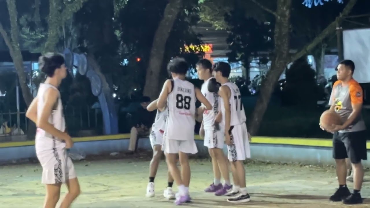 Sparing Club Pelita Bondowoso VS SMA 2 Bondowoso #sparingbasket #pelitabondowoso #sma2bondowoso