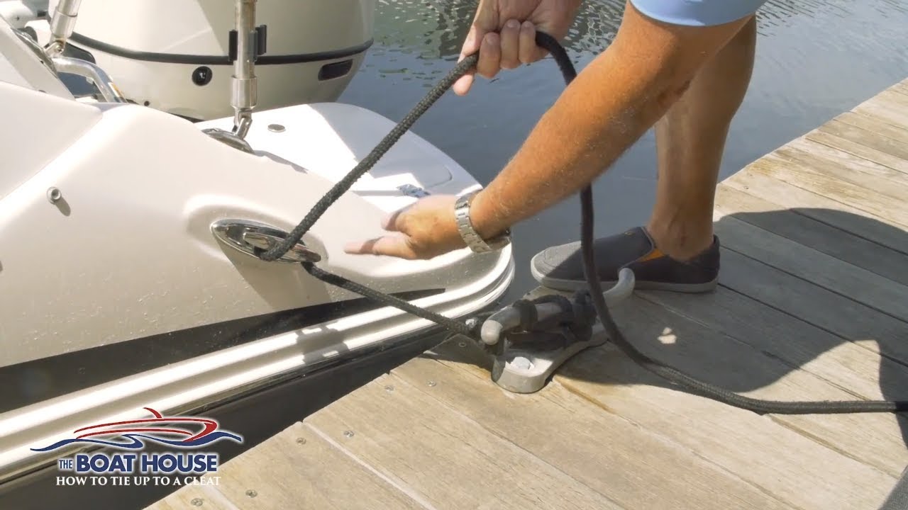 How to Tie a Boat to a Floating Dock