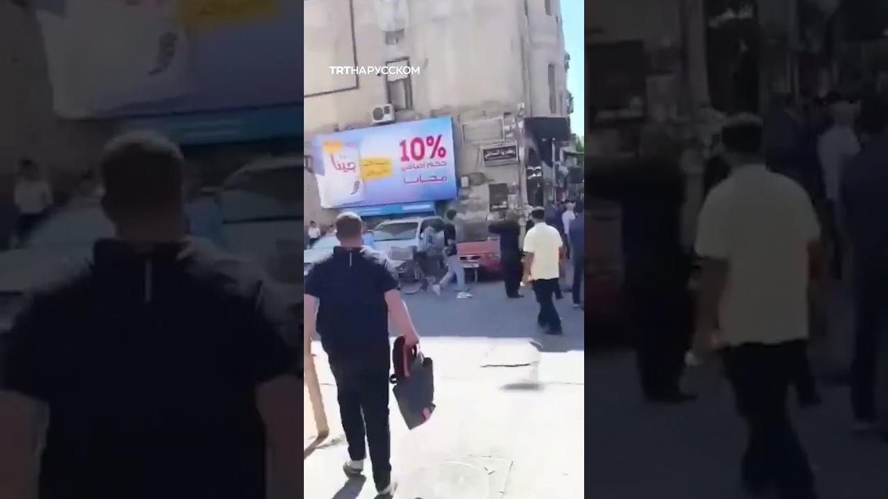 При взрыве в кафе Дамаска погибли люди
