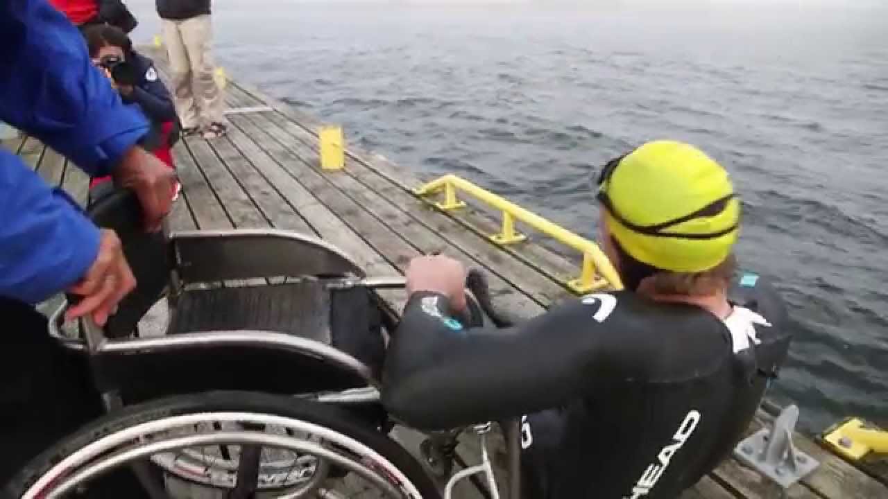 Att simma över Ålands hav (med bara armarna)