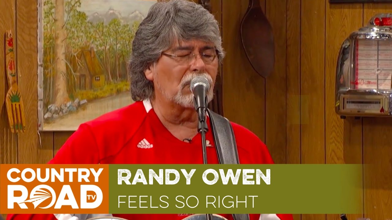 Randy Owen sings 