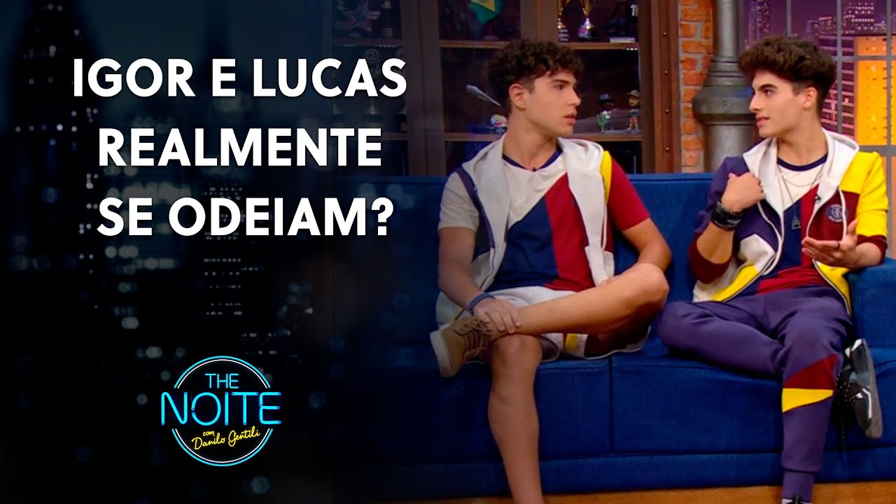 Atores de Poliana Moça falam sobre rivalidade | The Noite (18/03/22)