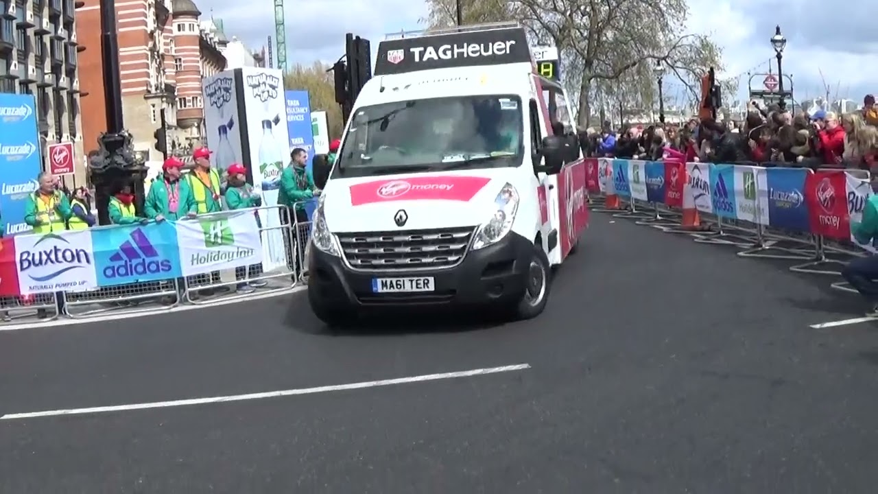 Eliud Kipchoge and Stanley Biwott at London Marathon 2016