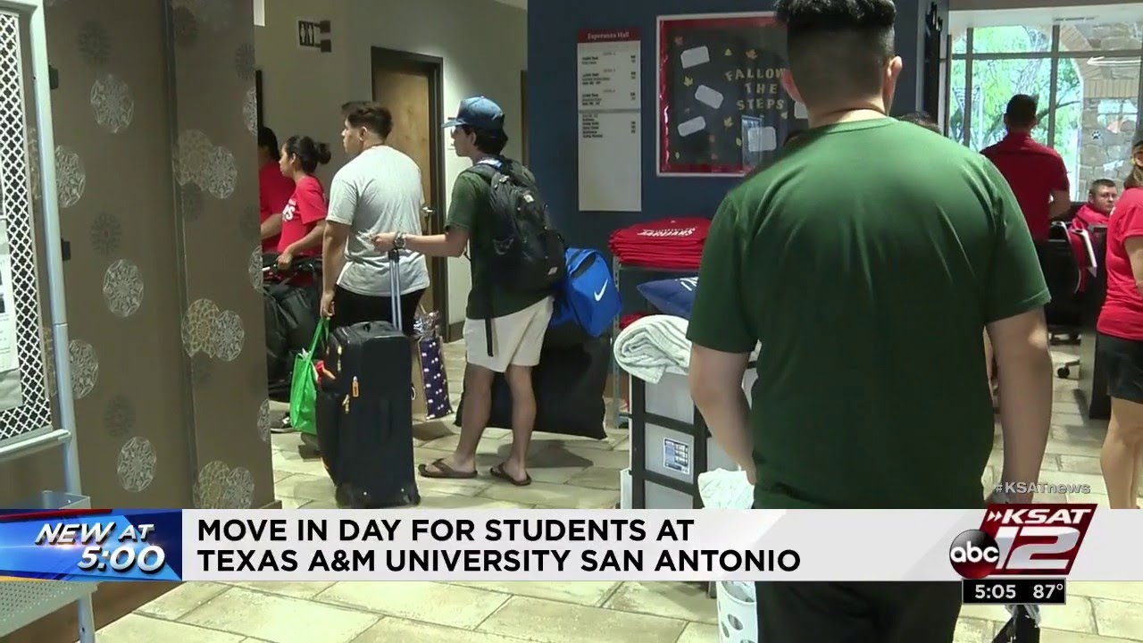 TAMUSA students move into dorms to prepare for upcoming school year