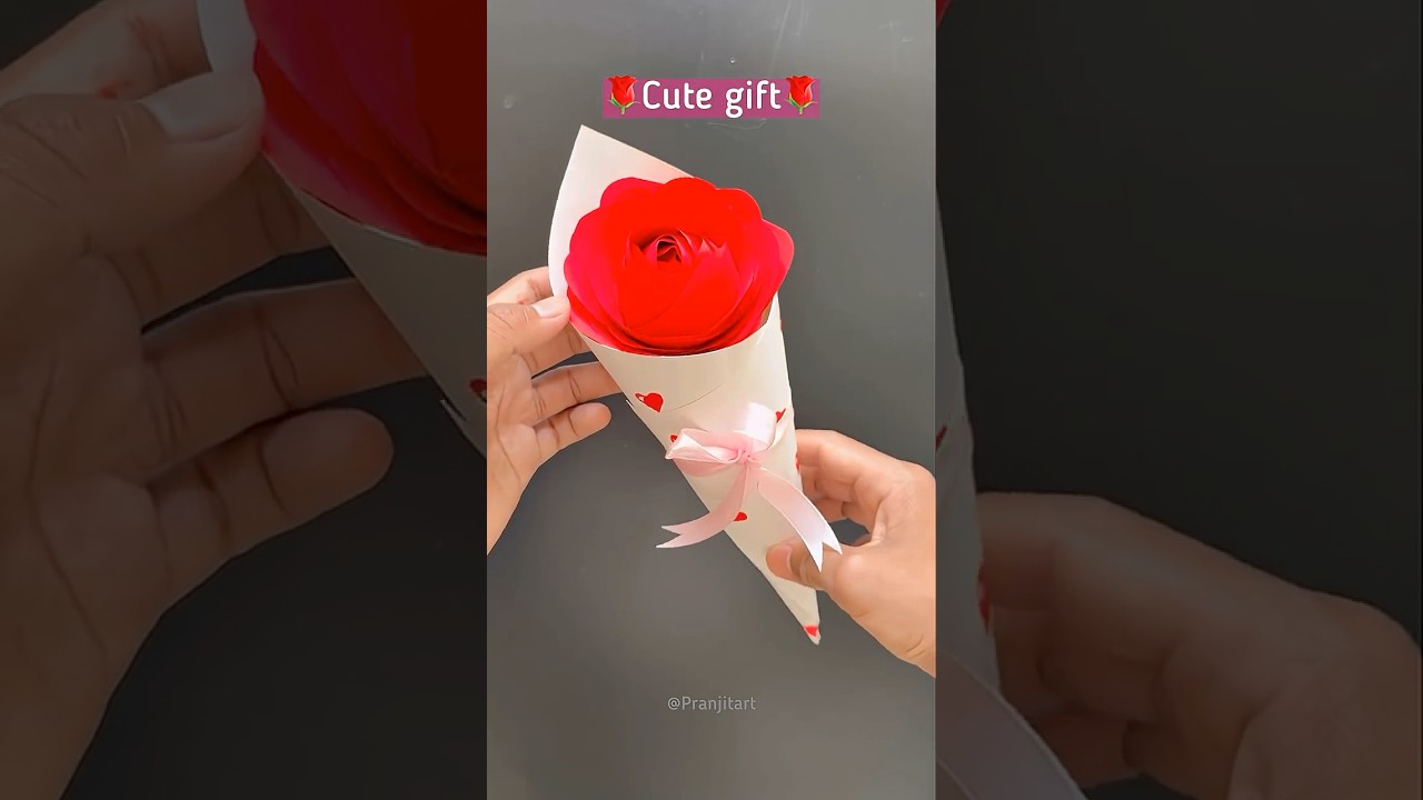Роза из бумаги своими руками 🌹 | Идеи для поделок из бумаги 💝✨ #шорты #сделайсам #цветы
