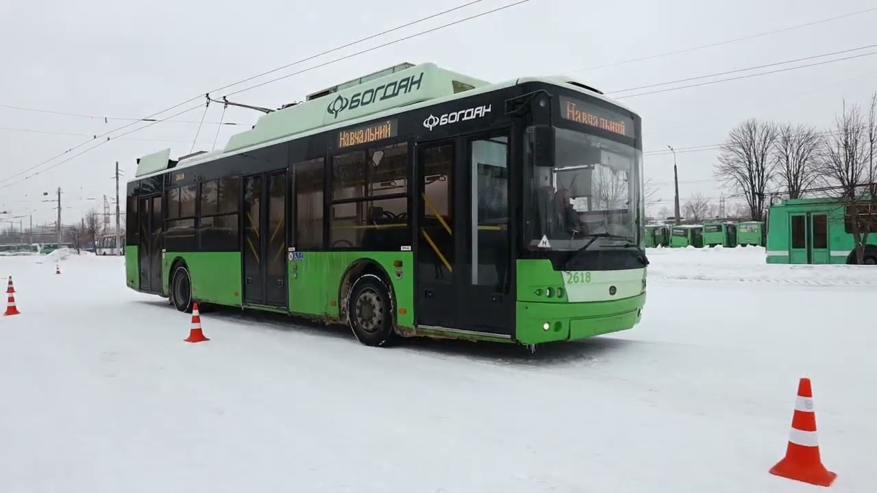 Інструктаж про особливості руху в осінньо зимовий період