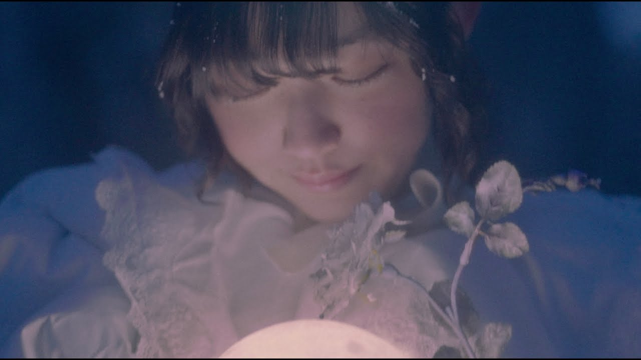 曇りの月 / とた - Pearl / Tota