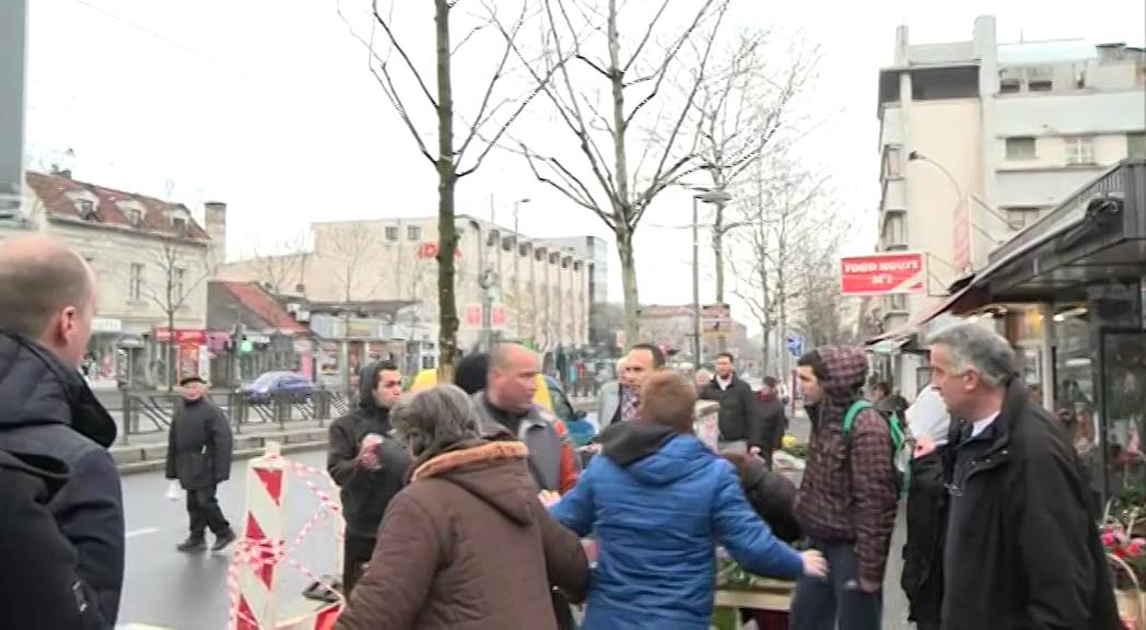SKANDAL NA ZVEZDARI Fizički napadnuti Vučkovićeva, Božović i Šutanovac!