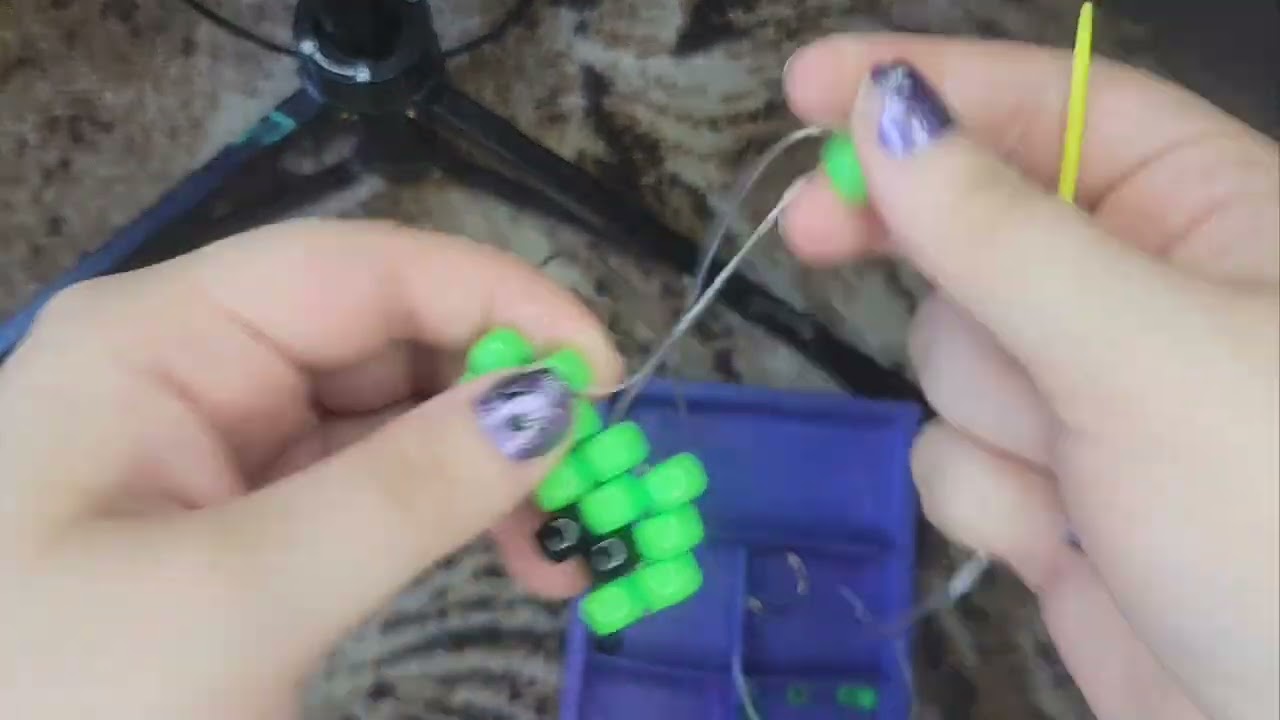 alien kandi keychain tutorial