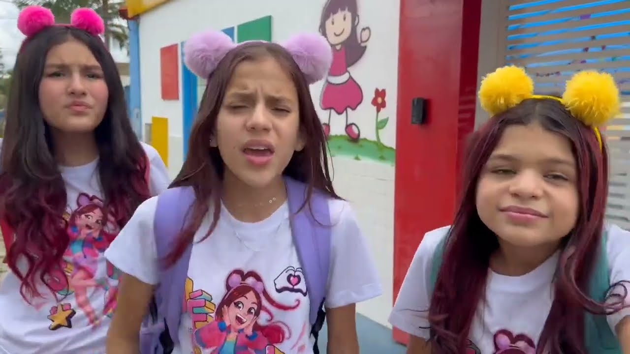GIOVANA NÃO FOI PARA A ESCOLA