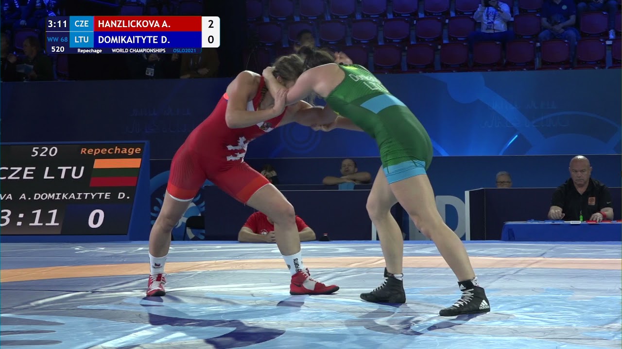 Repechage WW - 68 kg: A. HANZLICKOVA (CZE) v. D. DOMIKAITYTE (LTU)