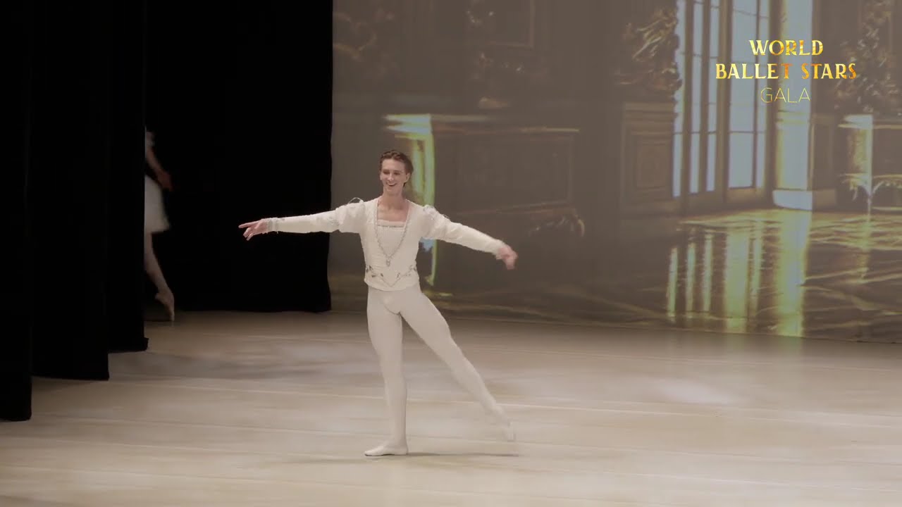 Vadim Muntagirov and Fumi Kaneko_Grand Pas Classique