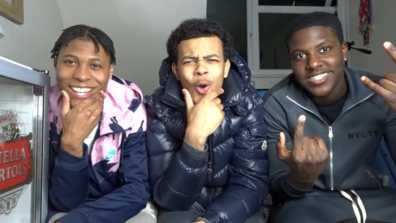 THINGS GIRLS DO IN BED GUYS LOVE! ft ZF & CJ