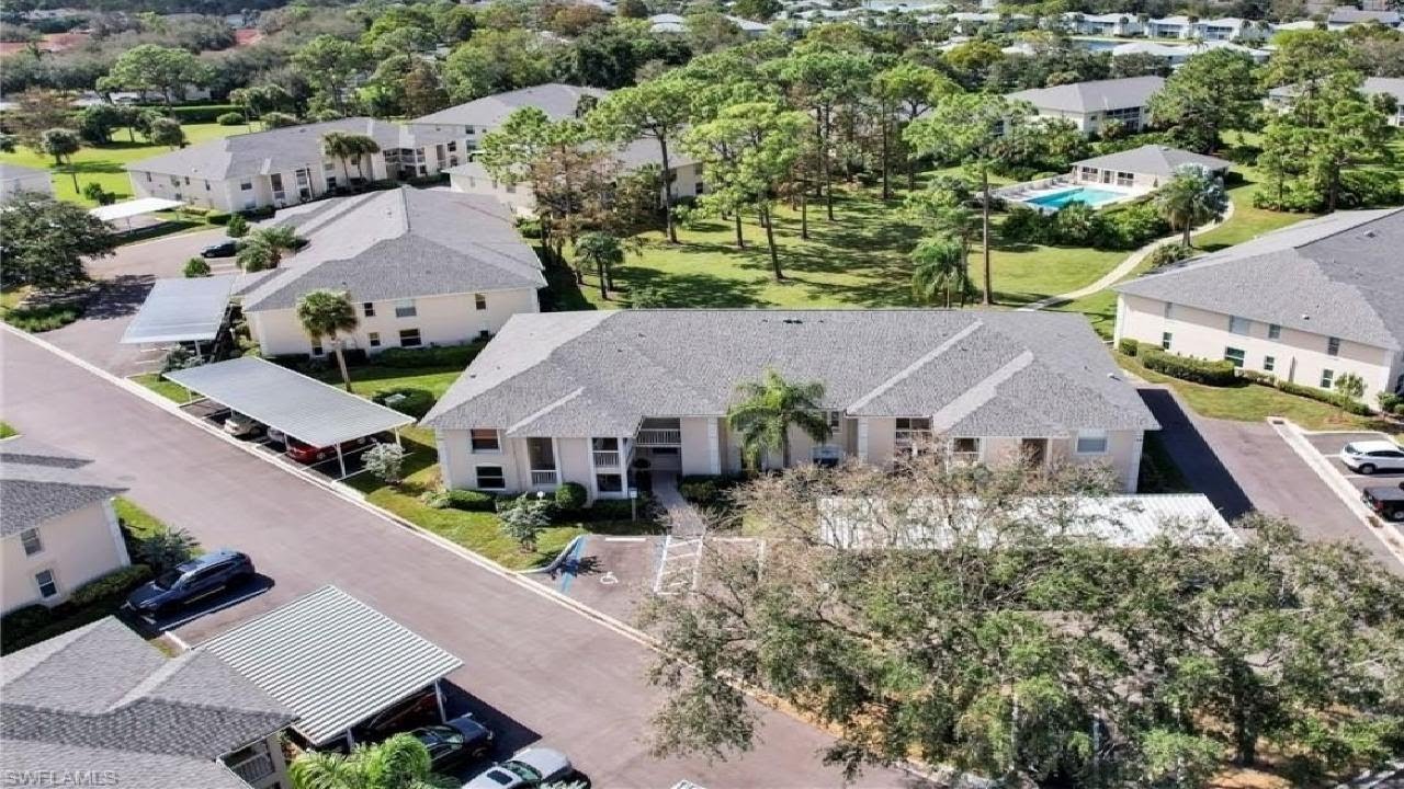 744 Landover Cir lot: 203, NAPLES, FL Presented by Shasta DeGraw.