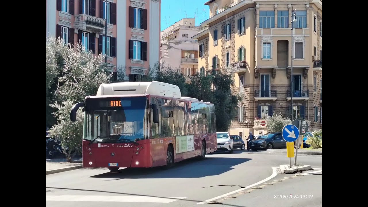 IIA menarini citymood matr 2442 di atac roma in servizio sulla linea 61