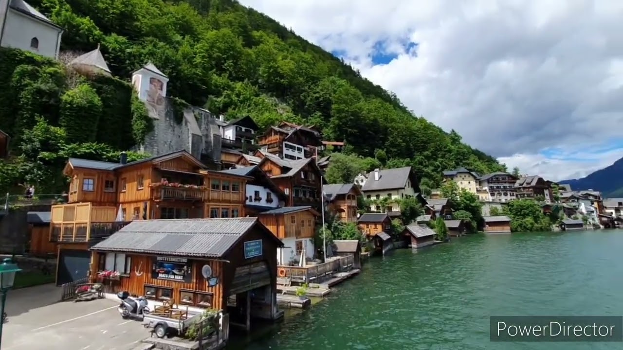 Hallst&auml;tter See ( Hallstatt Lake )