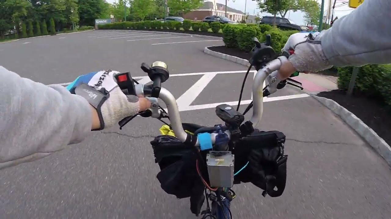 Brompton Bicycle Ride playing Ingress Prime GP013873