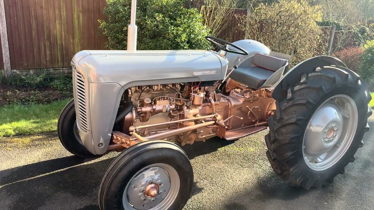 Massey Ferguson FE35
