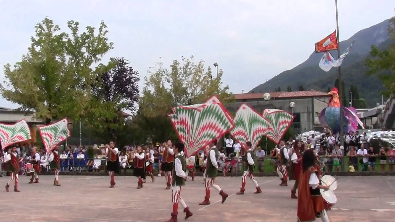 3° CLASS Rievocando (parata L.I.S. 2014) Sbandieratori e Musici città di Lucca - contrada S.Anna