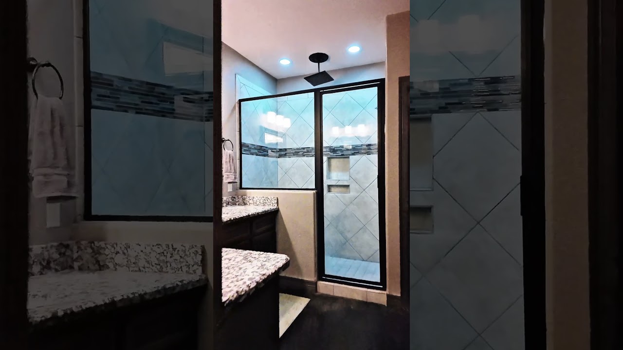 713 Spanish Trace Angleton, TX 77515