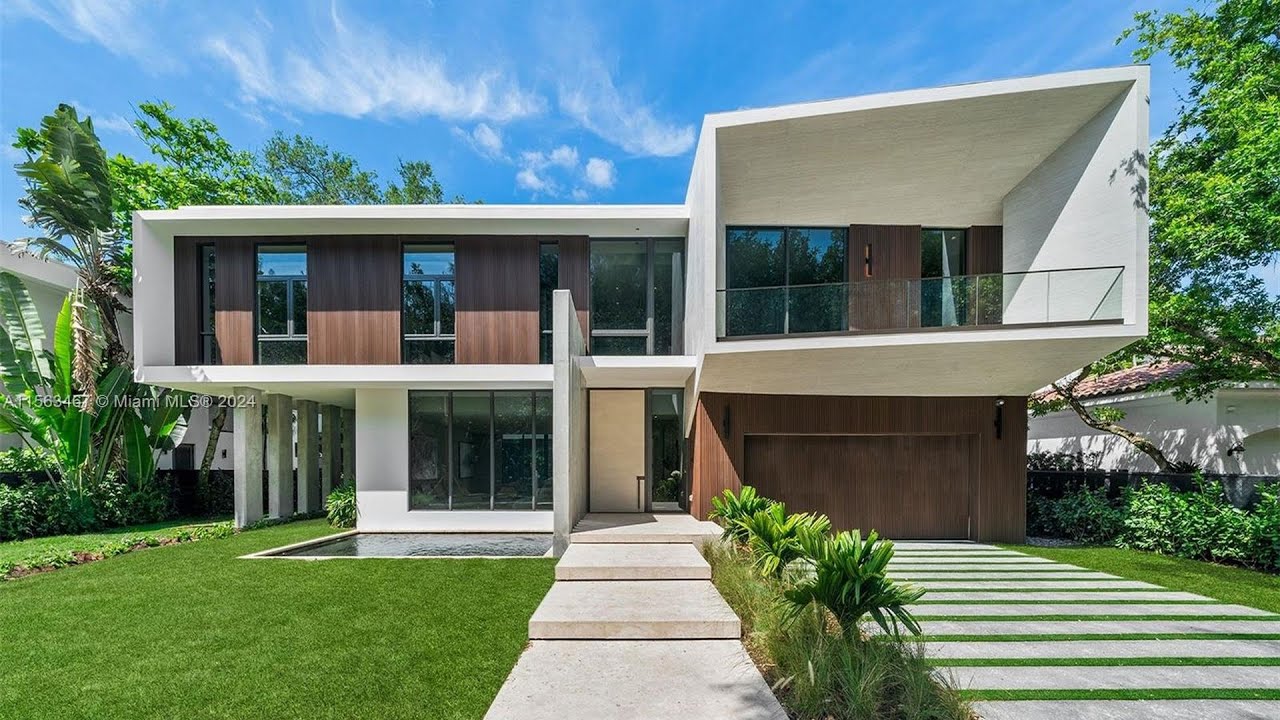 A modern architectural home in Coral Gables asking for $9,500,000