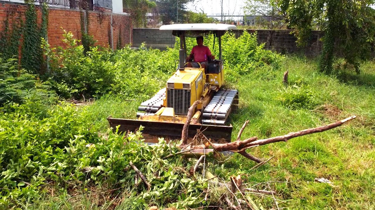 Start to completed 100% project Komat'su D31P dozer techniques skill remove forest, trash & landfill