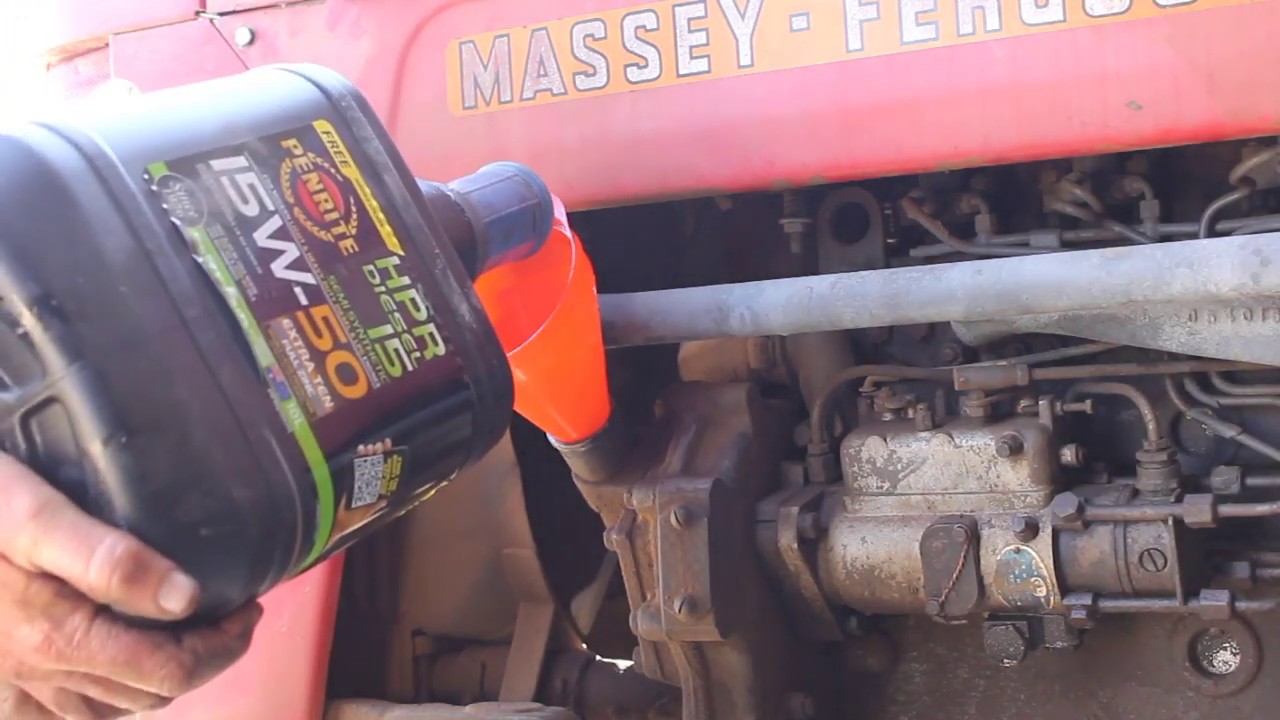 1958 Massey Ferguson 65 MK1 Diesel Tractor engine oil change