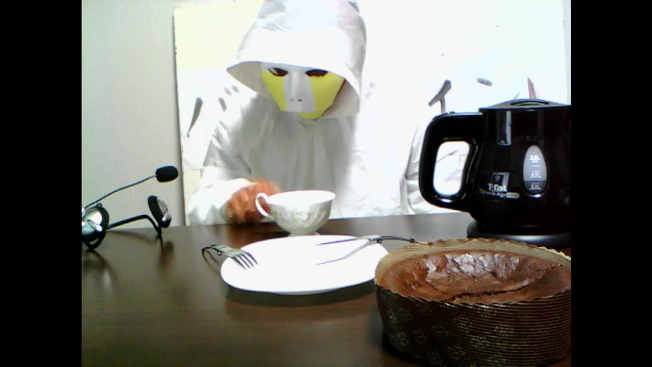 ガトーショコラを食べる配信